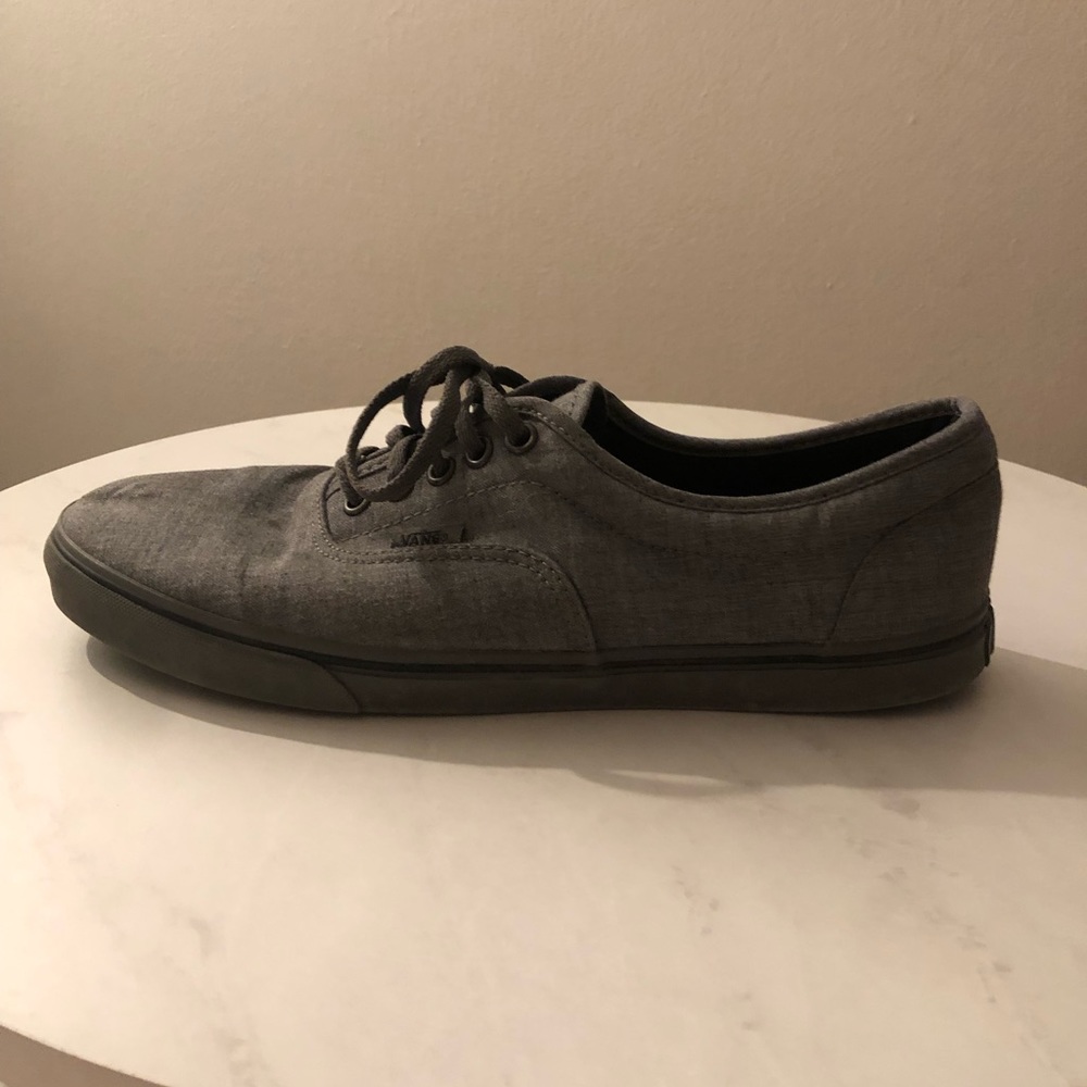 Grey vans size 9.5